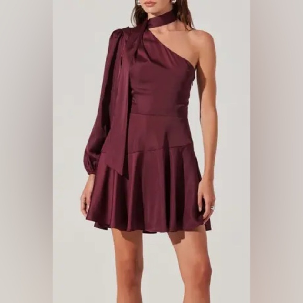 ASTR The Label Satin Scarf One-Shoulder Mini Dress Burgundy